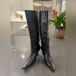Stuart Weitzman Black Leather Heeled Pointy Toe Boots size 7.5 B M retail $550+